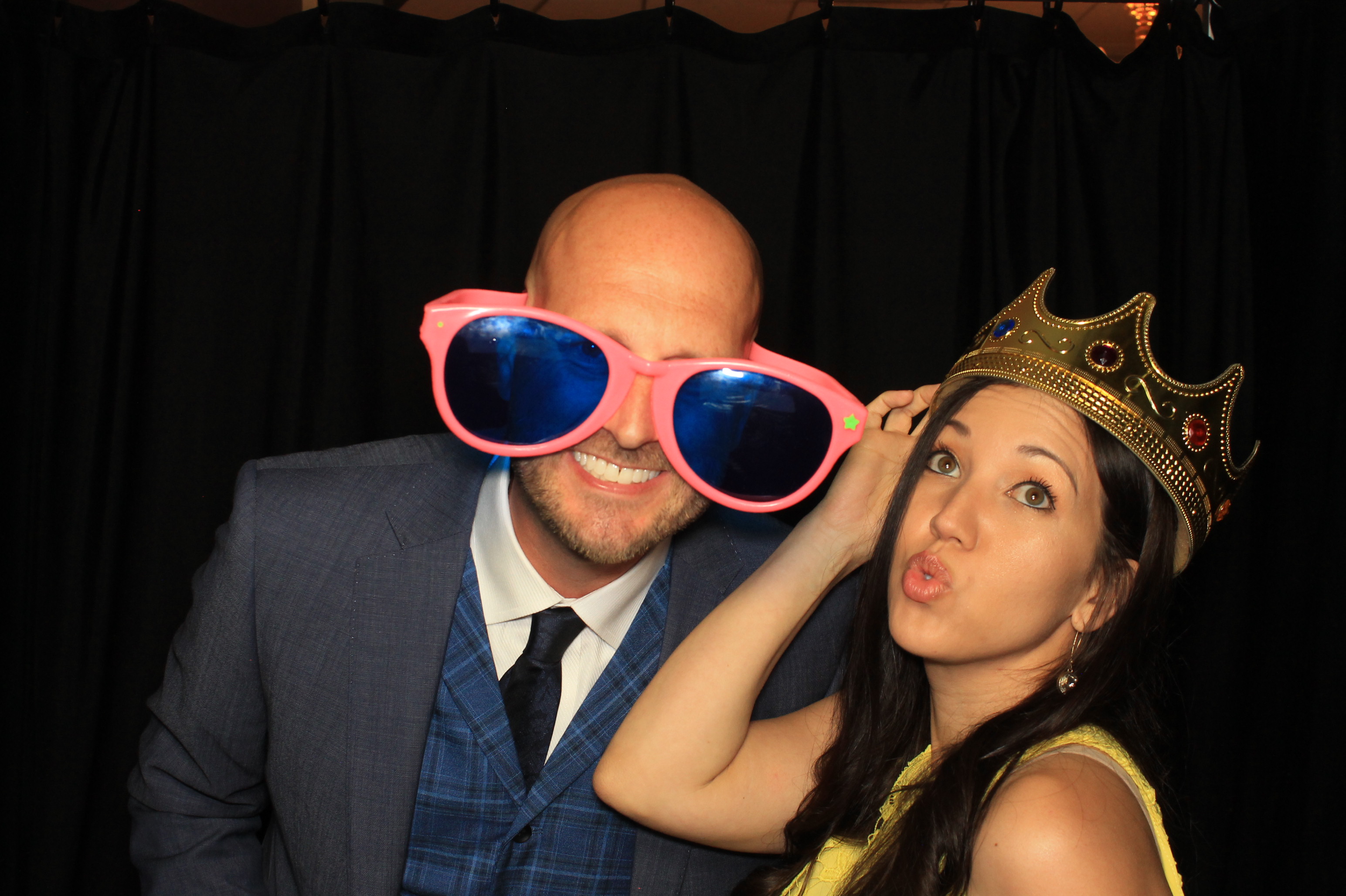 Meredith and Doug Wedding | View more photos from the event at gallery.photoboothcincy.com/u/PhotoBoothCincy/Meredith-and-Doug-Wedding